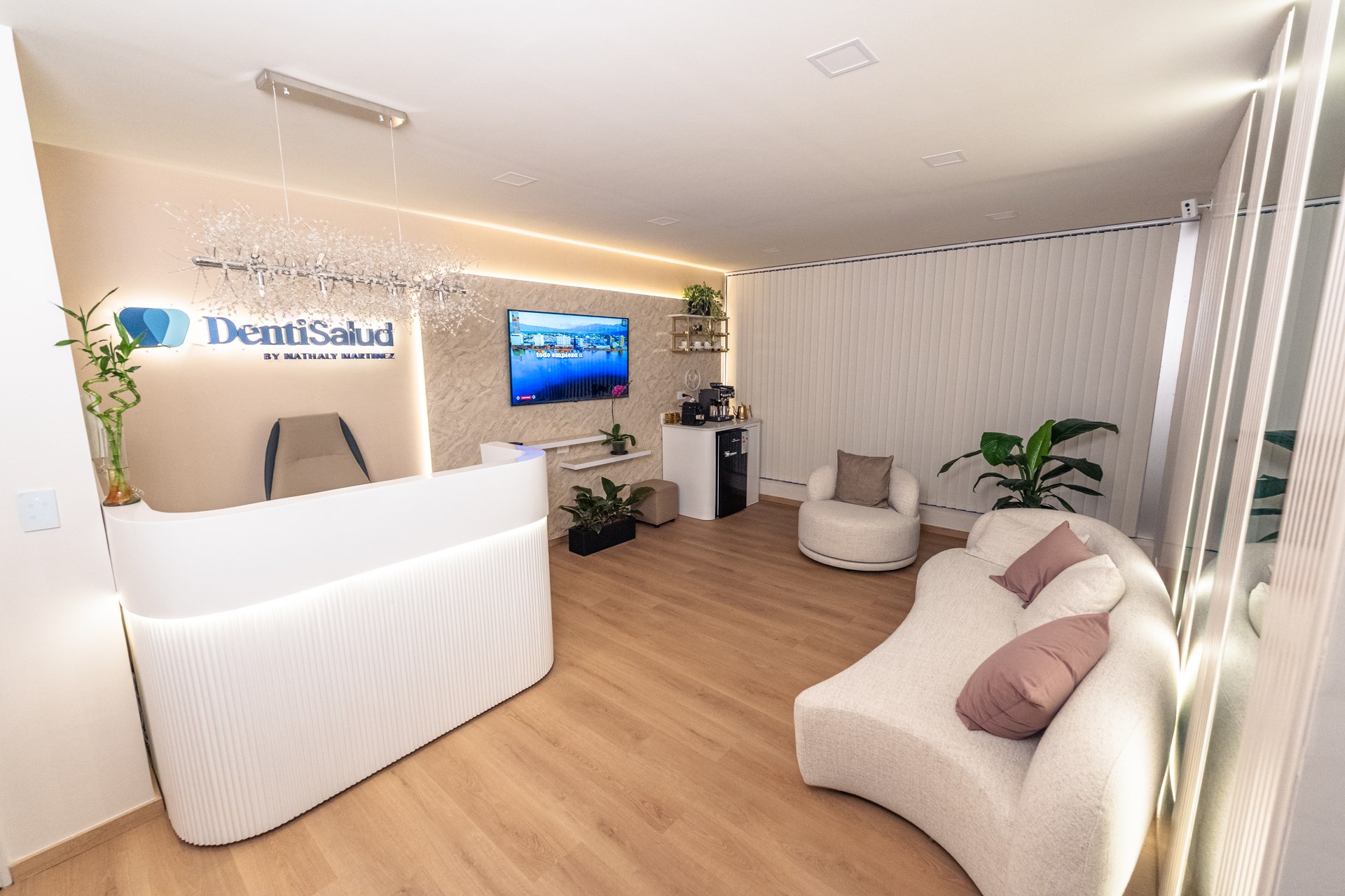 Sala de espera en DentiSalud Group